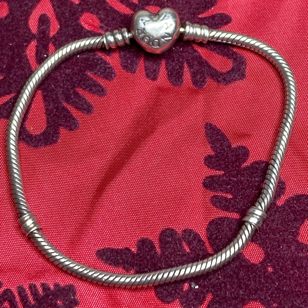 Pandora Moments Bracelet Sterling Silver Heart Clasp Snake Chain 8”